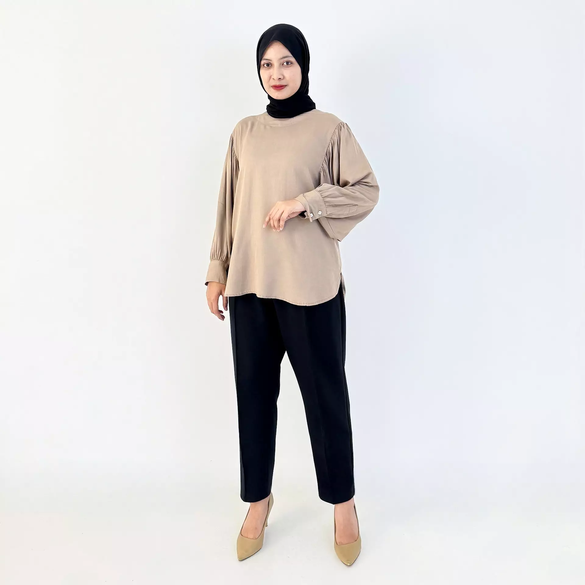Blouse Cotton Daily - Atasan Ngantor Wanita Lengan Panjang Basic