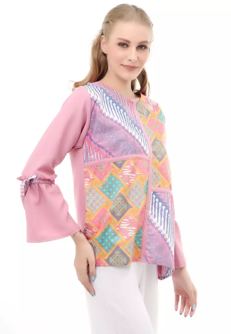 Lynelle Blouse Batik Wanita Safeya Lengan Panjang Material Cotton ORIGINAL - Pink