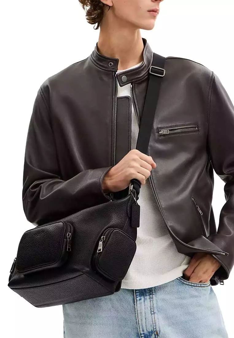 Finn Crossbody Bag With Pockets Black CCG15