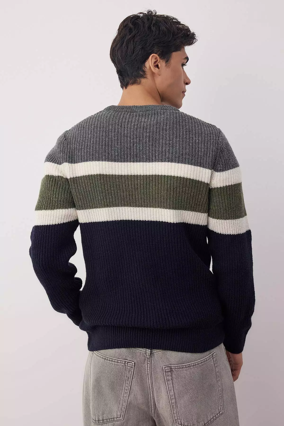Anthracite Slim Fit Wool Crew Neck Panelled Color Block Knitwear Sweater Tmnaw22Kz0343