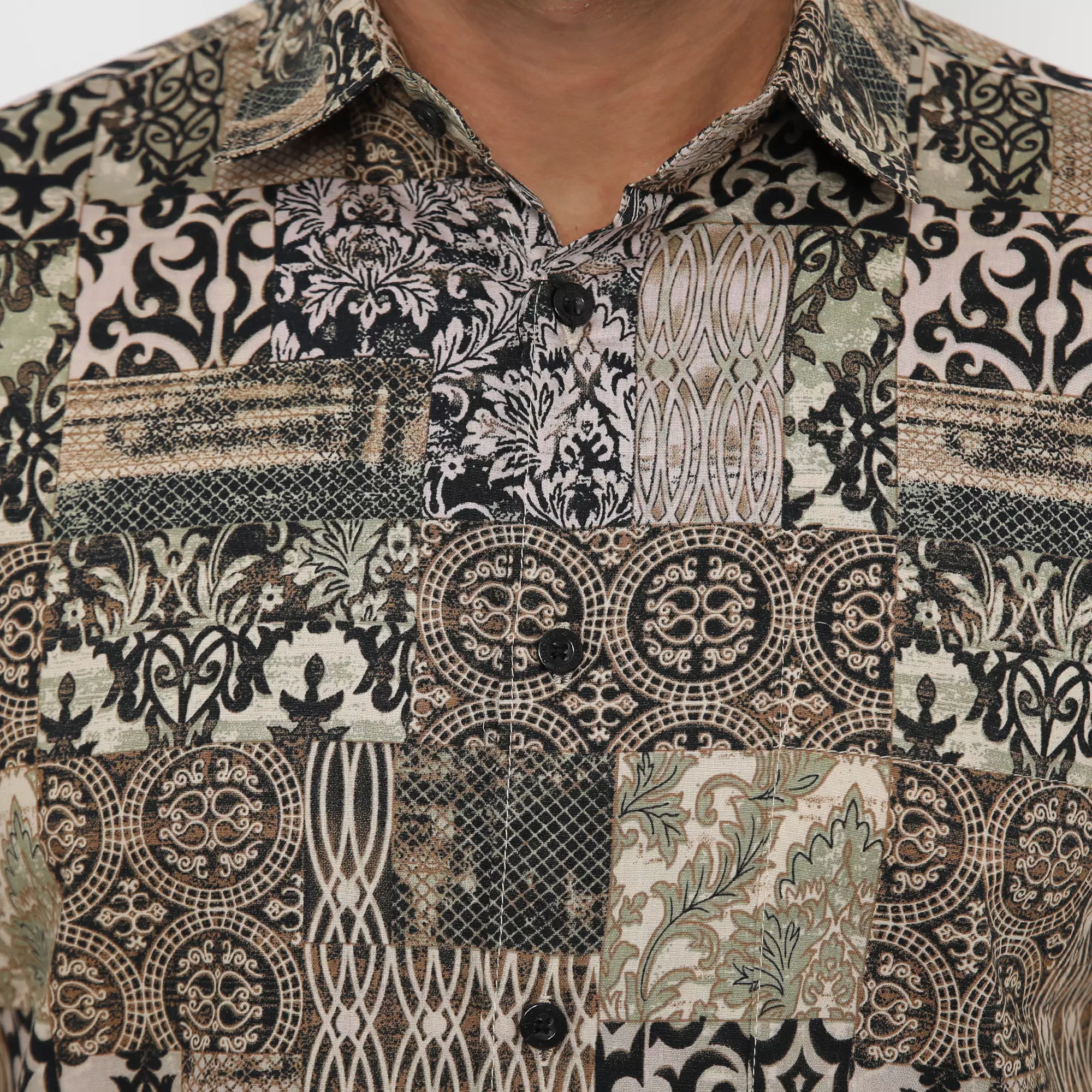 Platini Kemeja Hawai Pria Lengan Pendek Coklat 132150