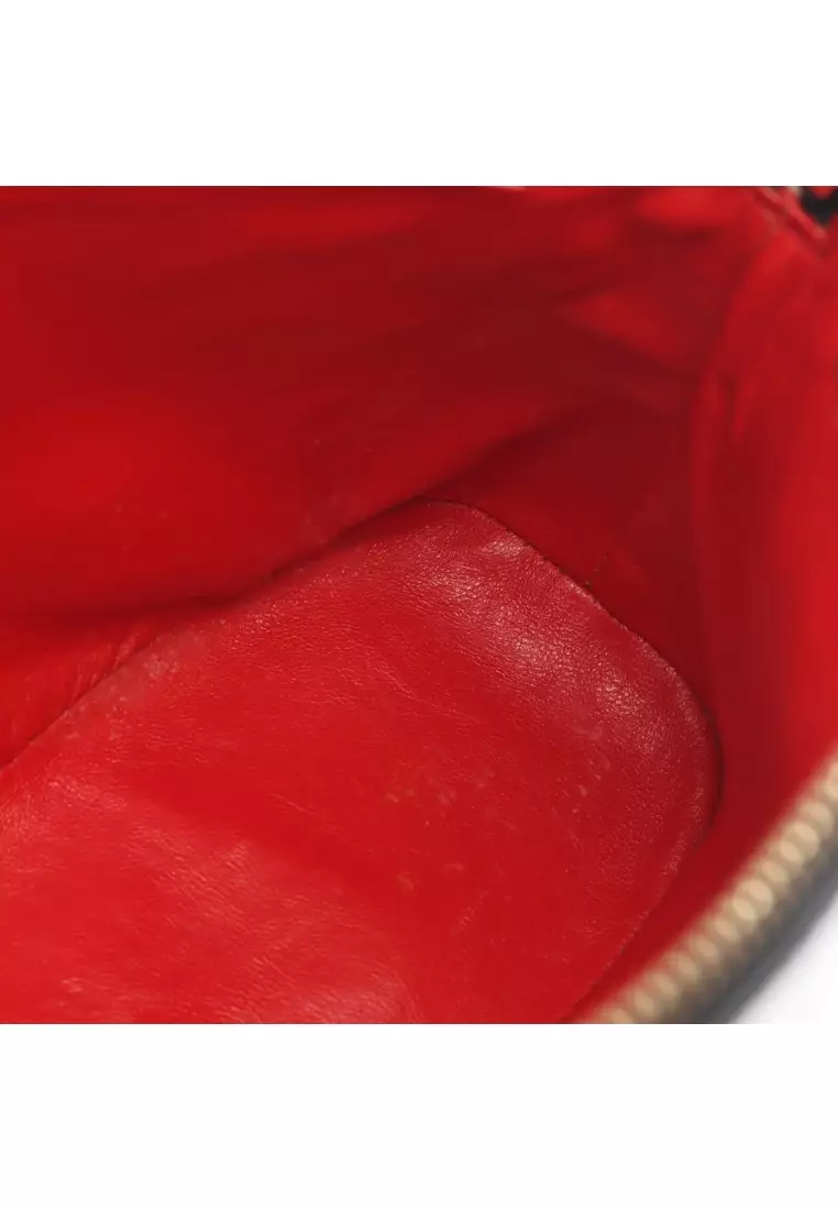 Pre-Loved Celine circle logo chain shoulder bag leather black