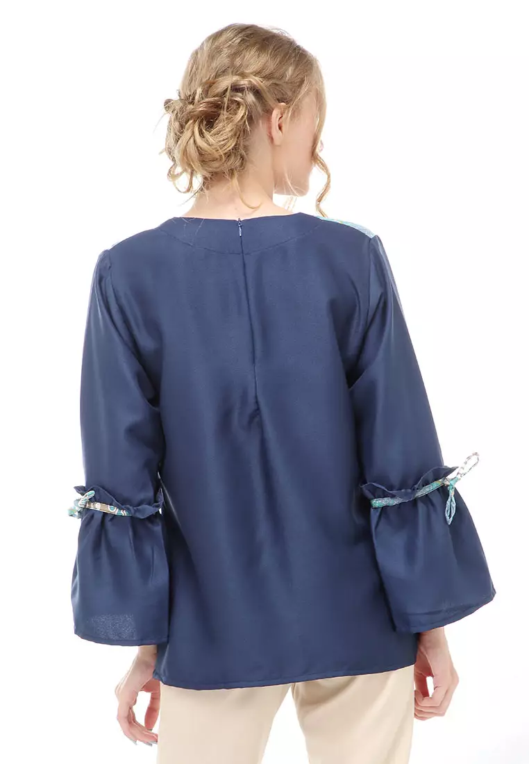 Lynelle Blouse Batik Wanita Safeya Lengan Panjang Material Cotton ORIGINAL - Blue