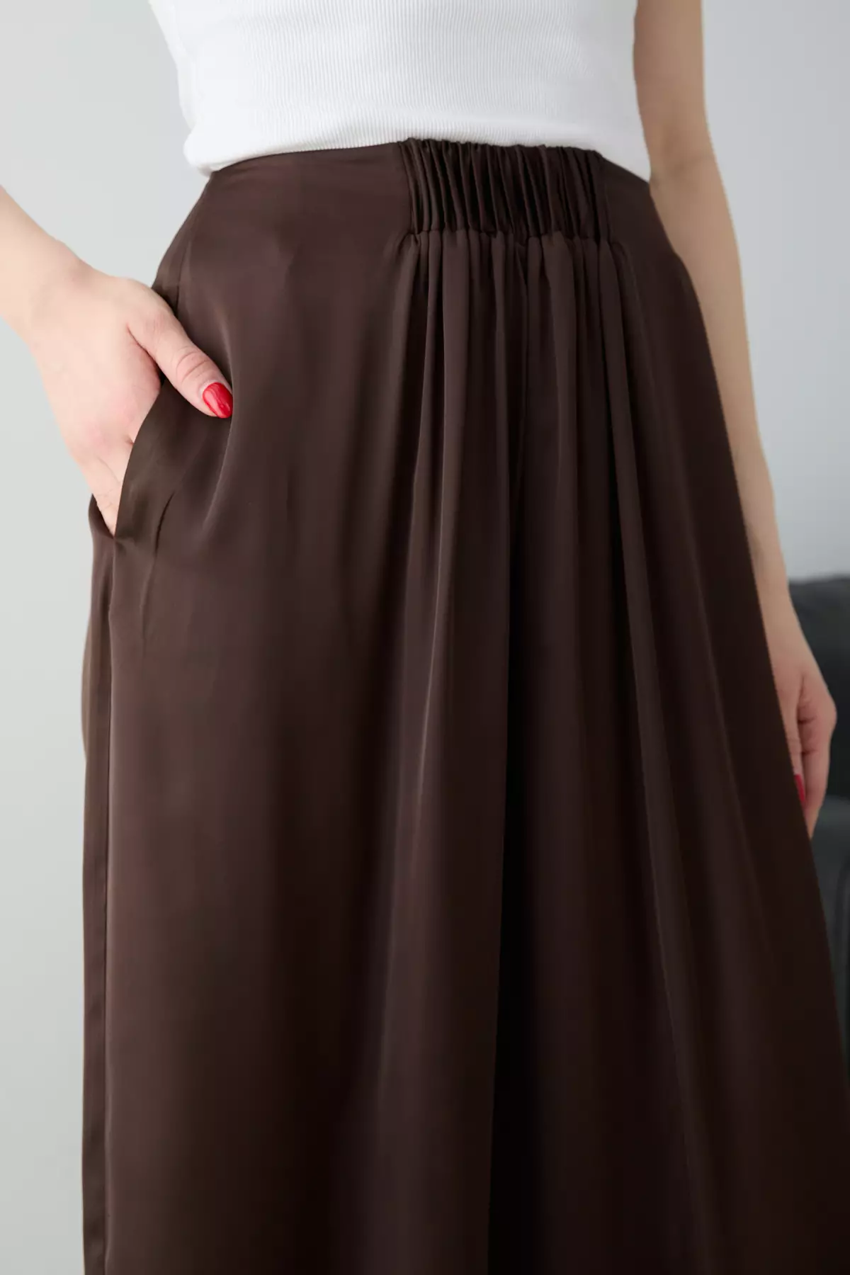 Brown Elastic Waist Extra Wide Leg Satin Trousers Twoss26Pl147