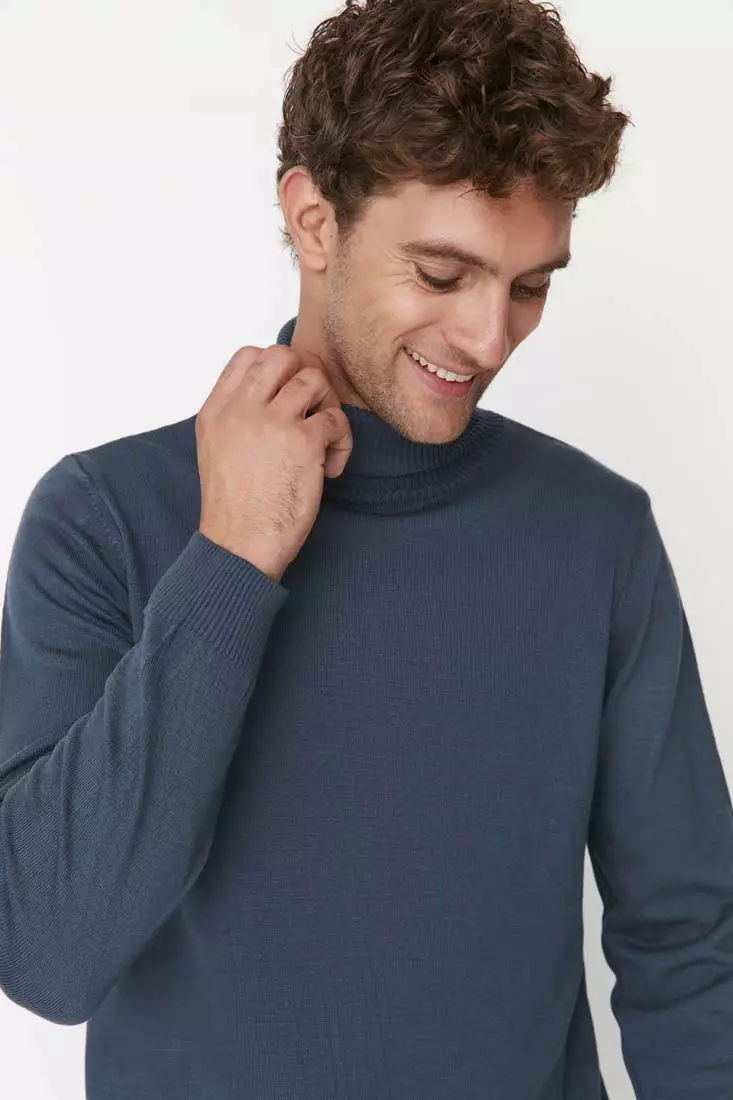 Whole turtleneck on sale