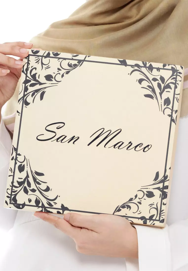 Hijab Segi Empat Wanita Premium Alula Series Signature Square Voile Scarf Pewter Cloud