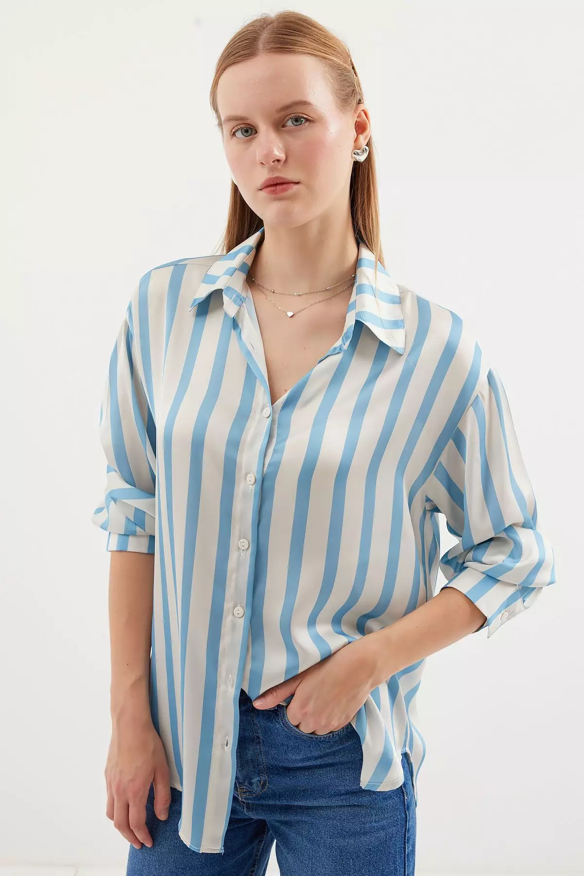 Long Sleeves Collared Shirt