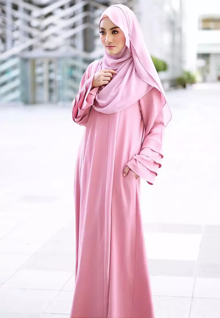 Laura Abaya Modern Layer Sleeves Loose Style in Soft Pink