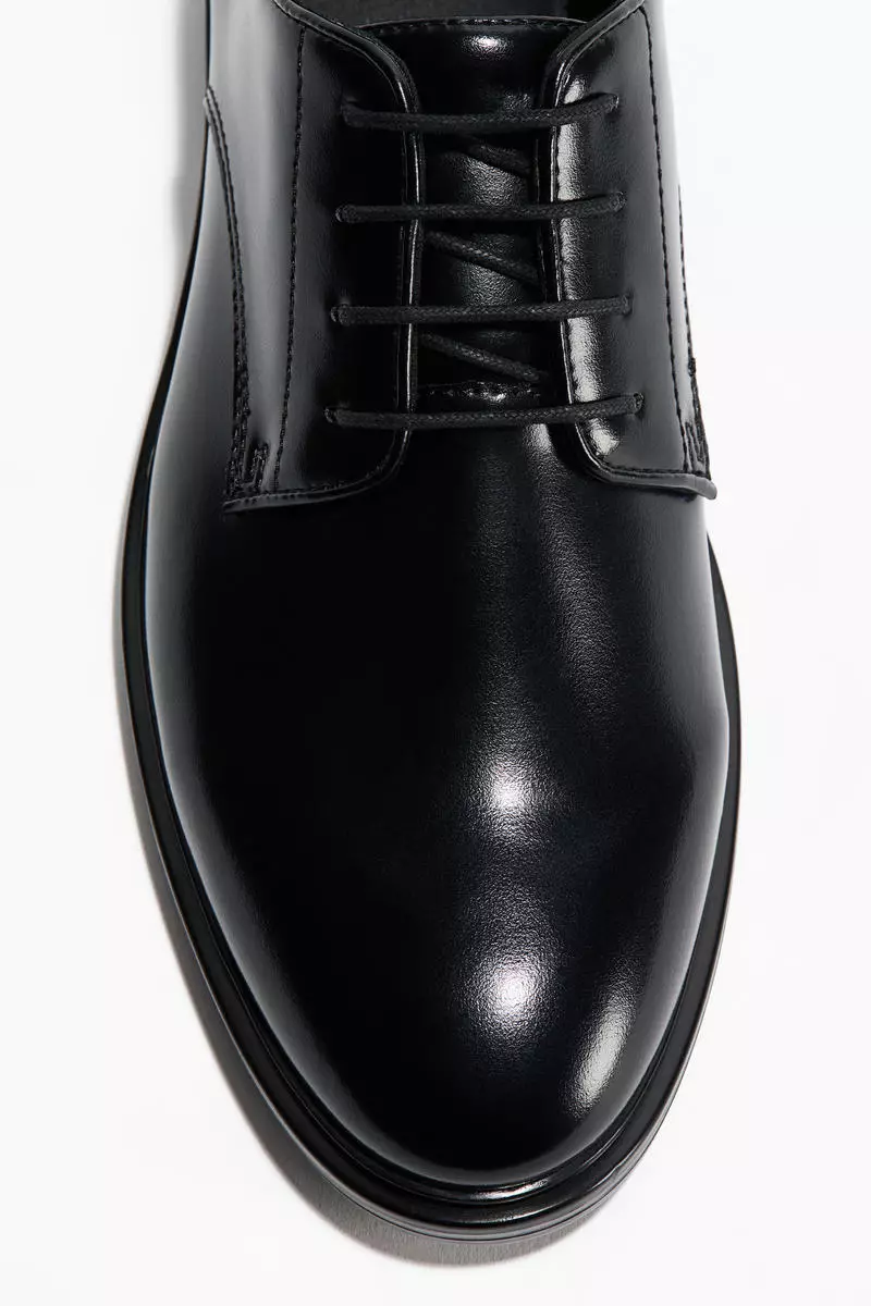 Derby shoes