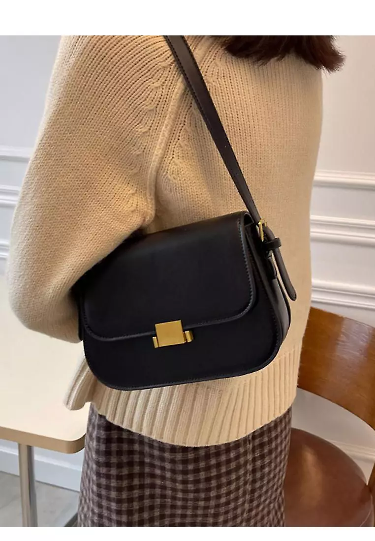 Fashionable Leather Crossbody Bag