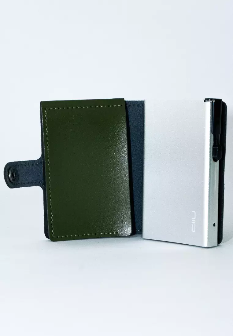 NIID Slide III Card Protector Moonlight Green