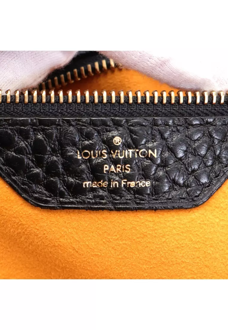 LOUIS VUITTON BUGGY PM MONOGRAM DENIM HOBO BAG, Luxury, Bags & Wallets on  Carousell