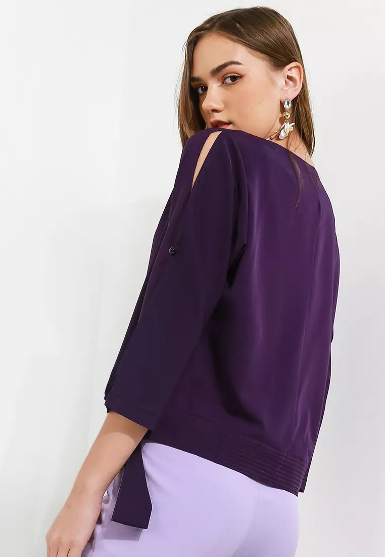 Jual Elle Cold Shoulder Blouse Original 2024 ZALORA Indonesia