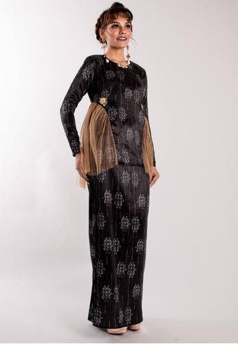Daelyn Kurung Kedah Modern From Lidya Kuala Lumpur In Black And Gold Baju Kurung Moden Baju Kurung Moden