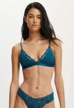 湖水藍