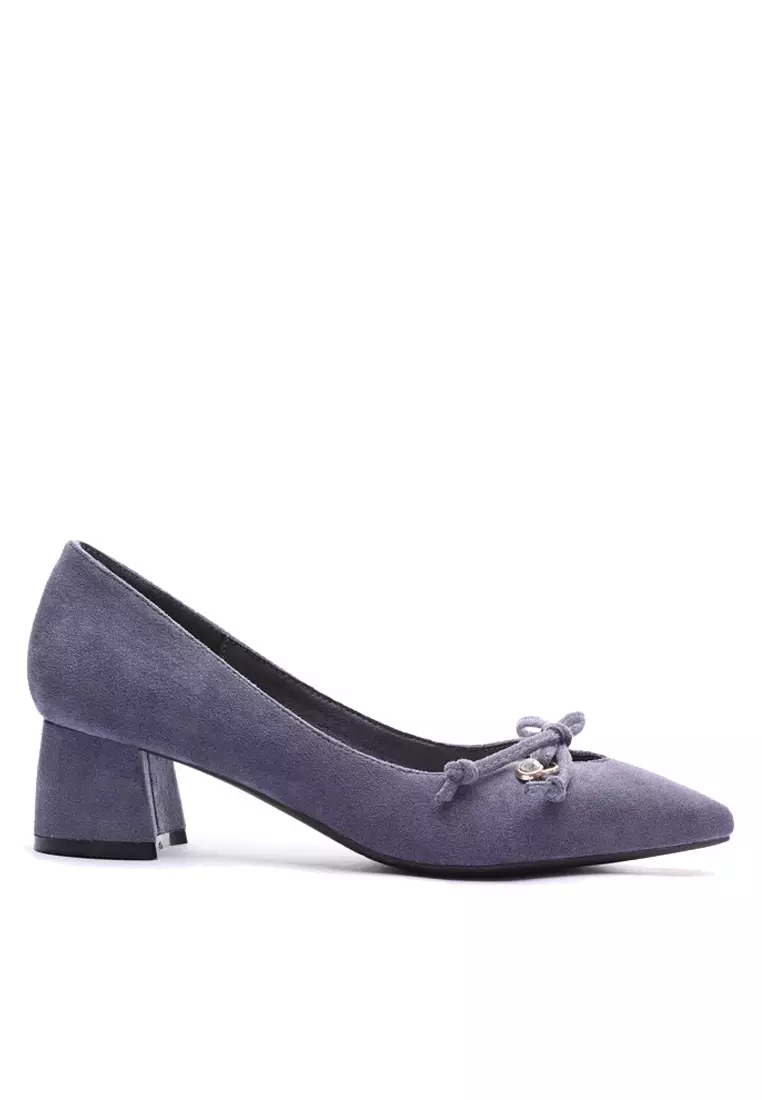 Discount on Twenty Eight Shoes  shoes - SKU: Rhinestone & Bow Mid Heel Pumps VL99913