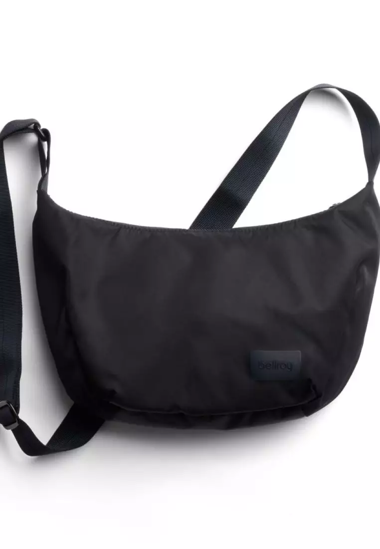 Bellroy Laneway Crescent Bag 2.5L - Ink