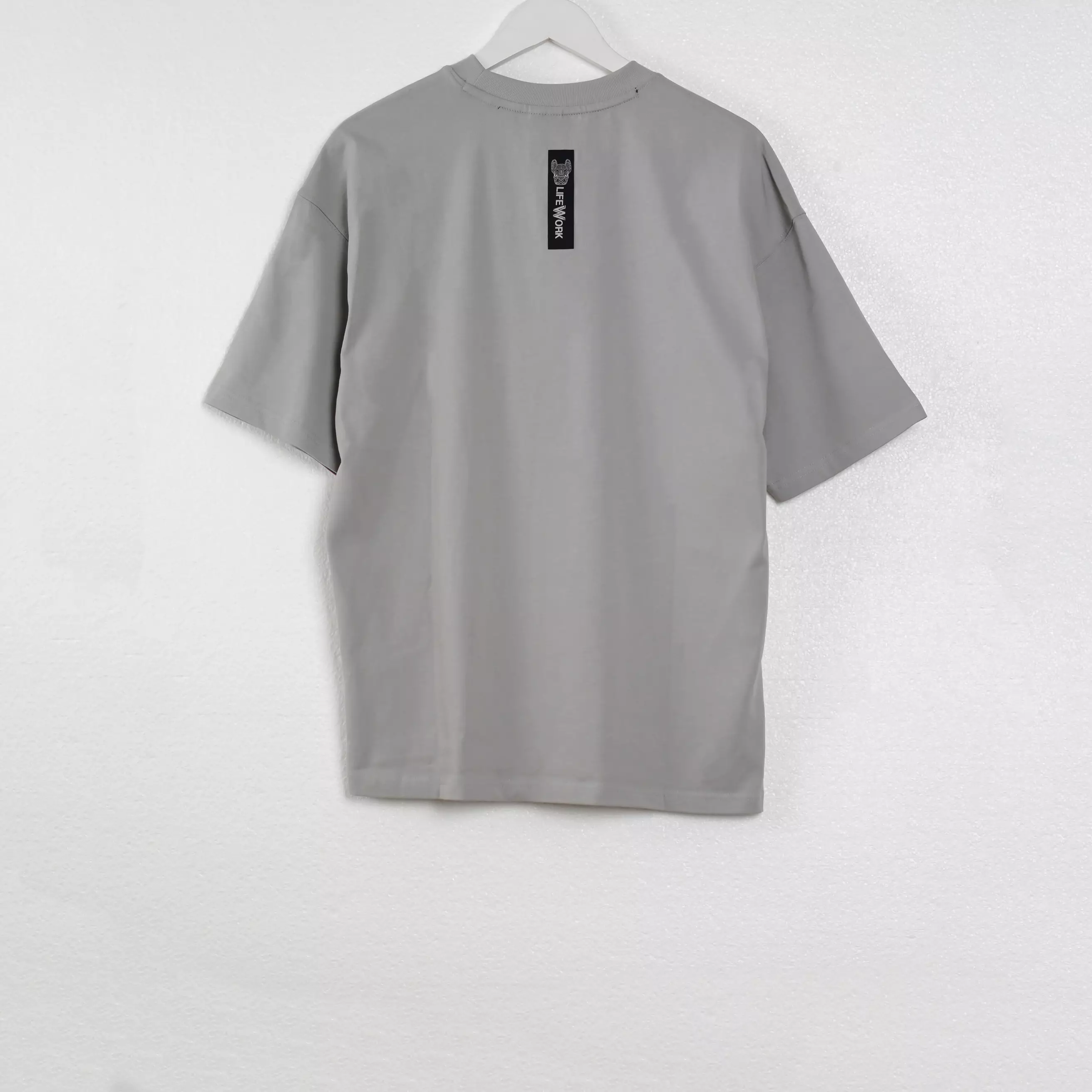 Kaos LIFE WORK SMALL TEXT HIDEAWAY CENTER GREY TSHIRT 100% ORIGINAL