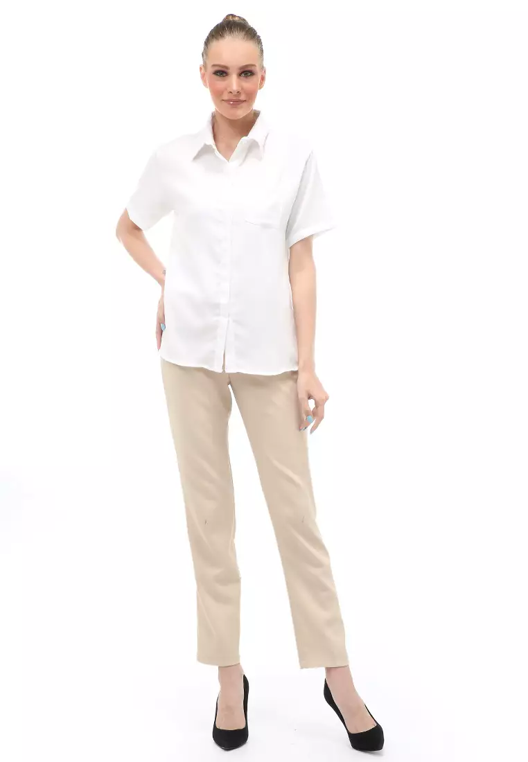 Shirt Atasan Wanita Lengan Pendek Detail Saku Motif Polos Design Simple - Putih