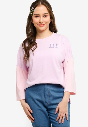 Lubna pink Color Block T-Shirt With Embroidery 7EA82AAE50F93CGS_1