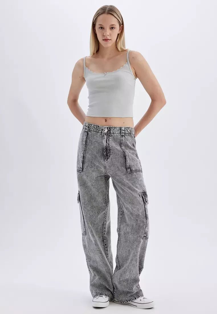 Fitted Ribbed Tank Top