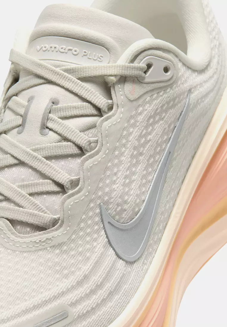 Vomero Plus Women's Road Running Shoes