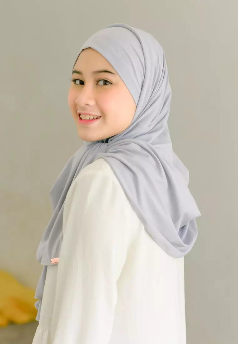 Jenna Instan Light Grey