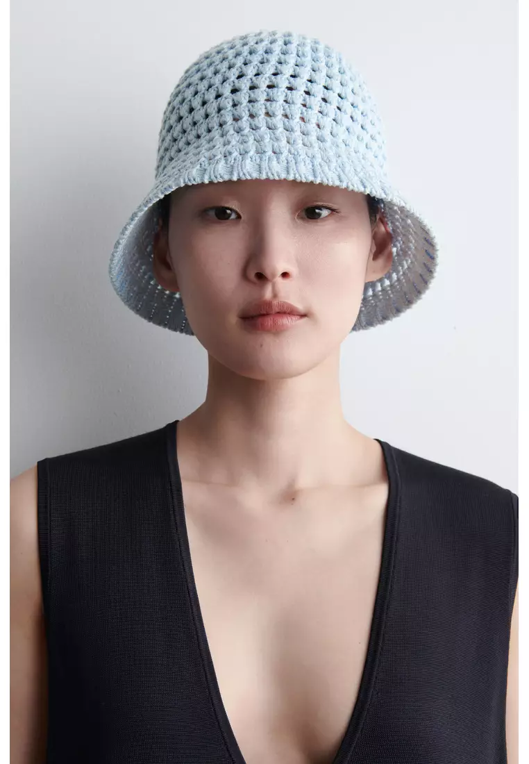 CROCHET BUCKET HAT