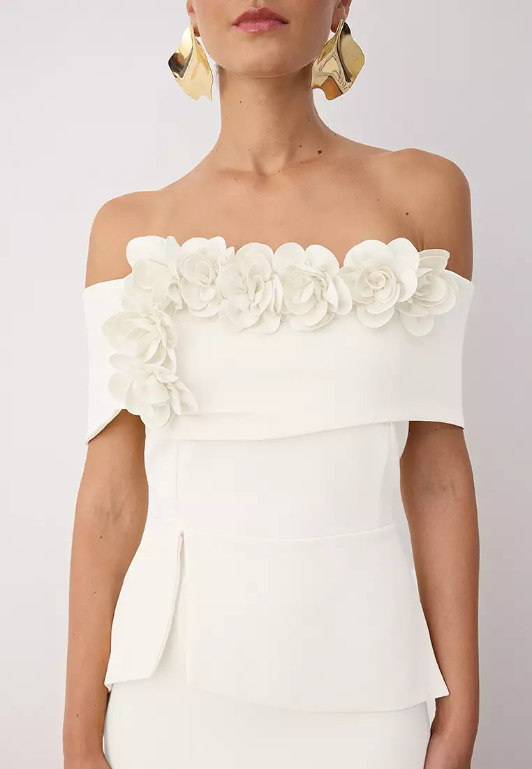 White Carmen Collar Finike Maxi Elegant Evening Night Graduation Dress