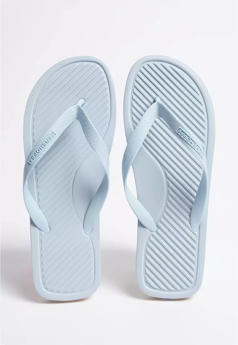 Discount on Penshoppe  shoes - SKU: Men's Two-Tone Flip Flops With Debossed Stripes