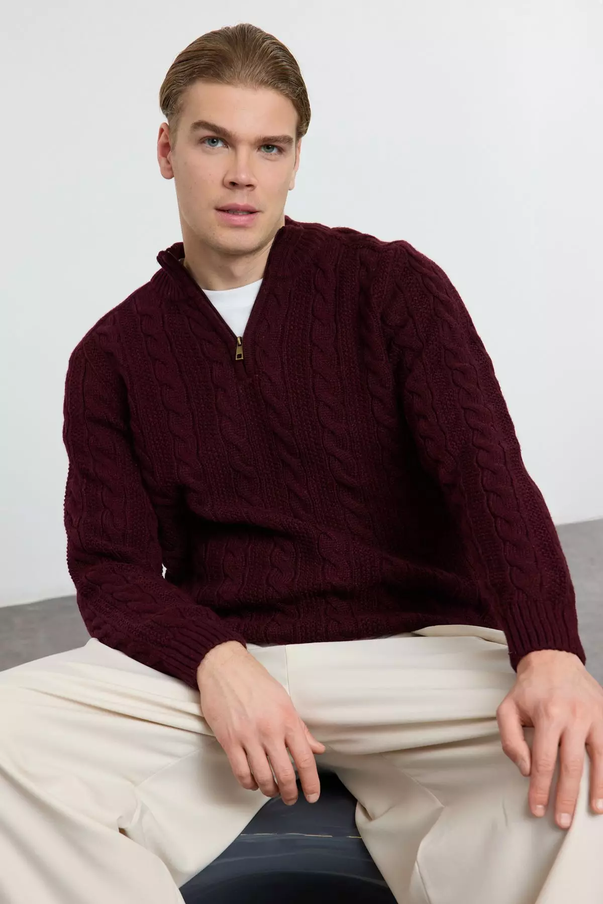 Claret Red Unisex Regular Fit Zippered Half Turtleneck Knit Sweater TMNAW21KZ0737