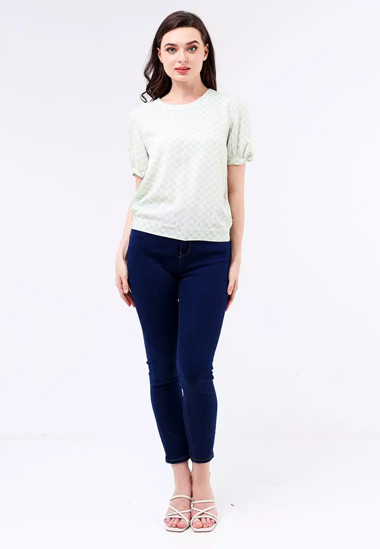 Short Sleeves Roundneck Blouse
