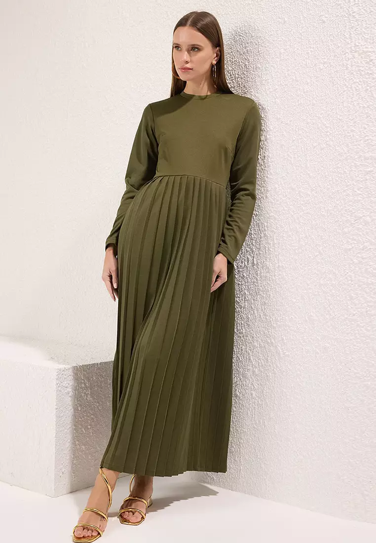 Khaki Pleated Scuba Knit Dress TCTAW24EL00000
