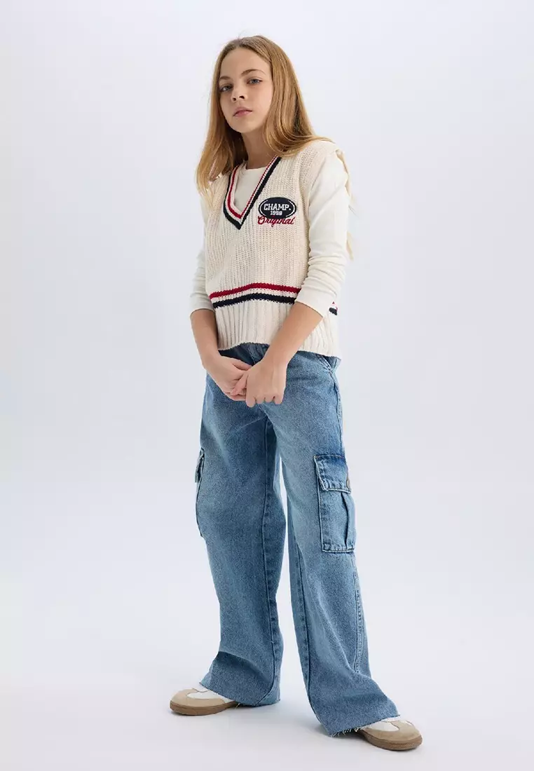 V Neck Embroidered Sweater