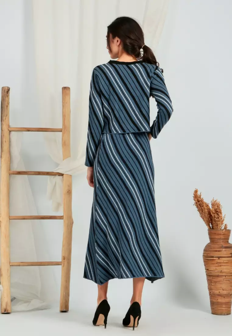 Agnela set Blouse and Skirt in Blue