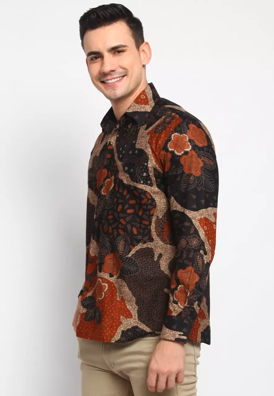 Cingkarabala Oranye Kemeja Batik Premium Pria Lengan Panjang Slimfit