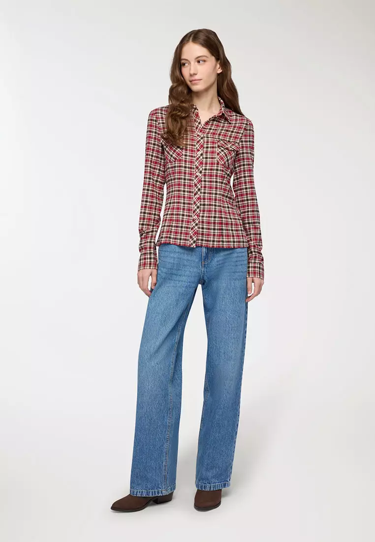 Woman Long-Sleeved Shirt