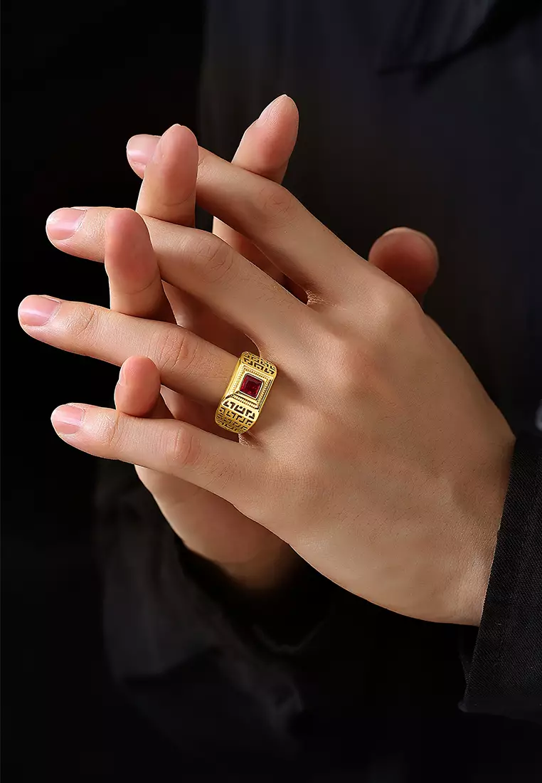 Cincin Pria Red Zircon Cincin Titanium Anti Karat Cincin Cowok