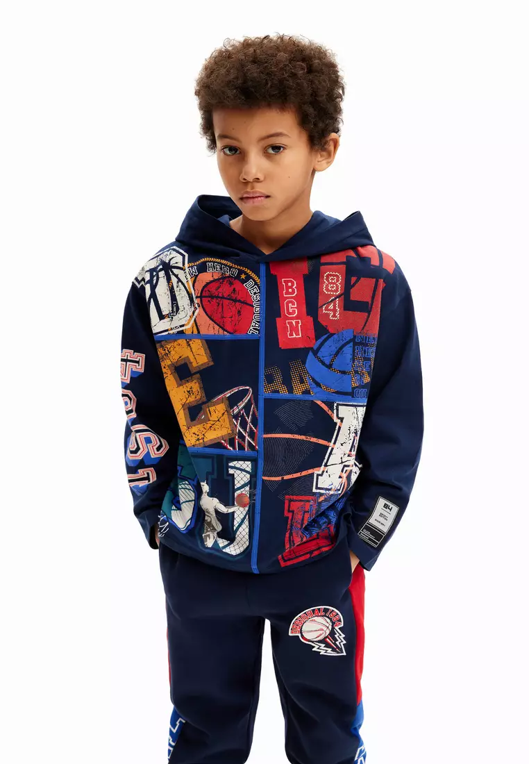 Desigual Niños Basketball T-shirt with hood.