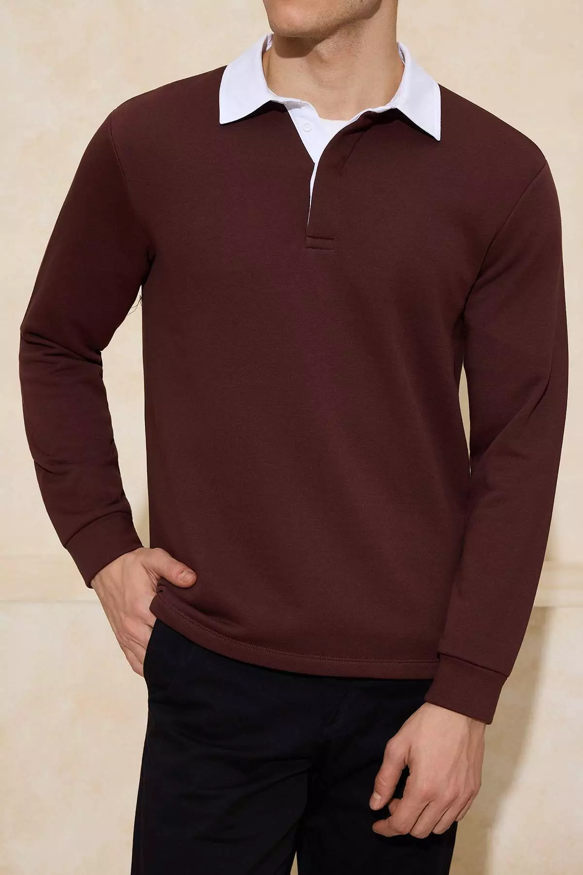 Brown New Oversized /Wide Cut Collar Woven Polo Neck Sweatshirt Tmnaw26Sw00012