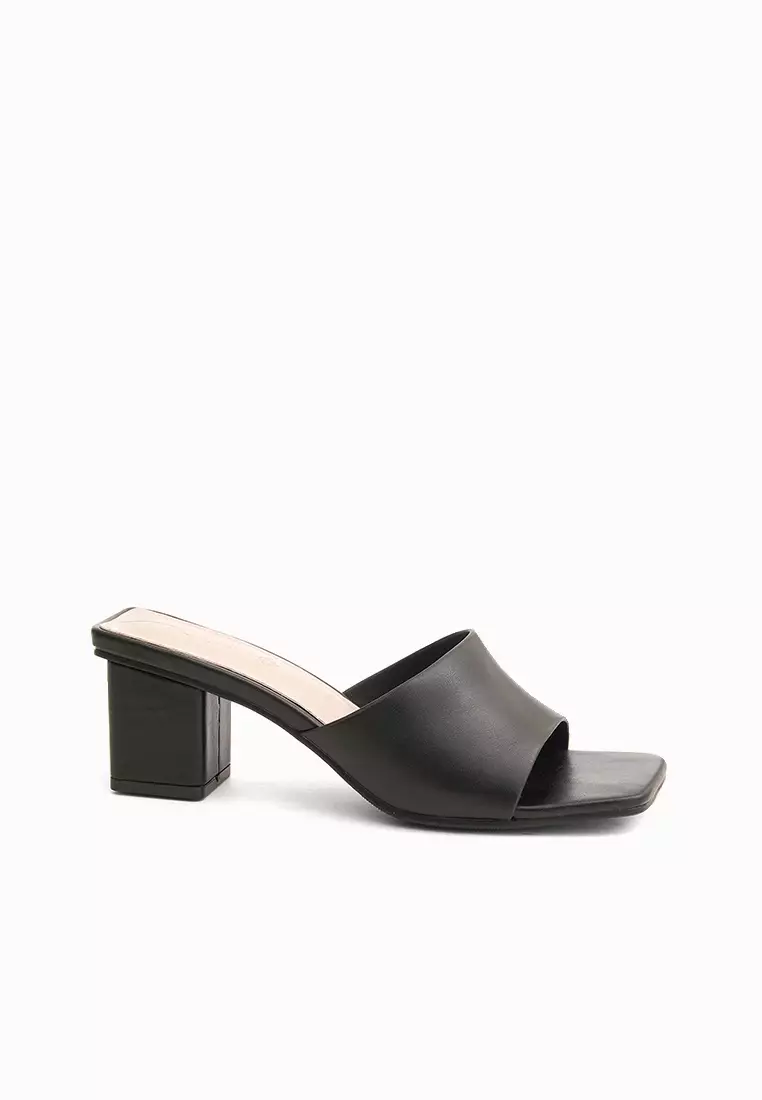 Discount on Cln  shoes - SKU: Caradona Block Heeled Slides