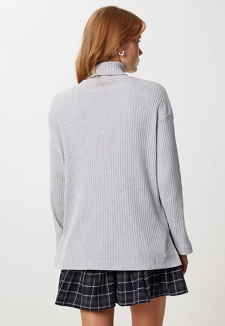 Turtleneck Ribbed Knitted Sweater