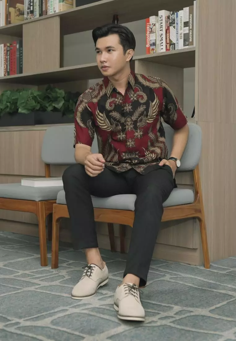 kemeja batik pria lengan panjang motif merak bali red premium