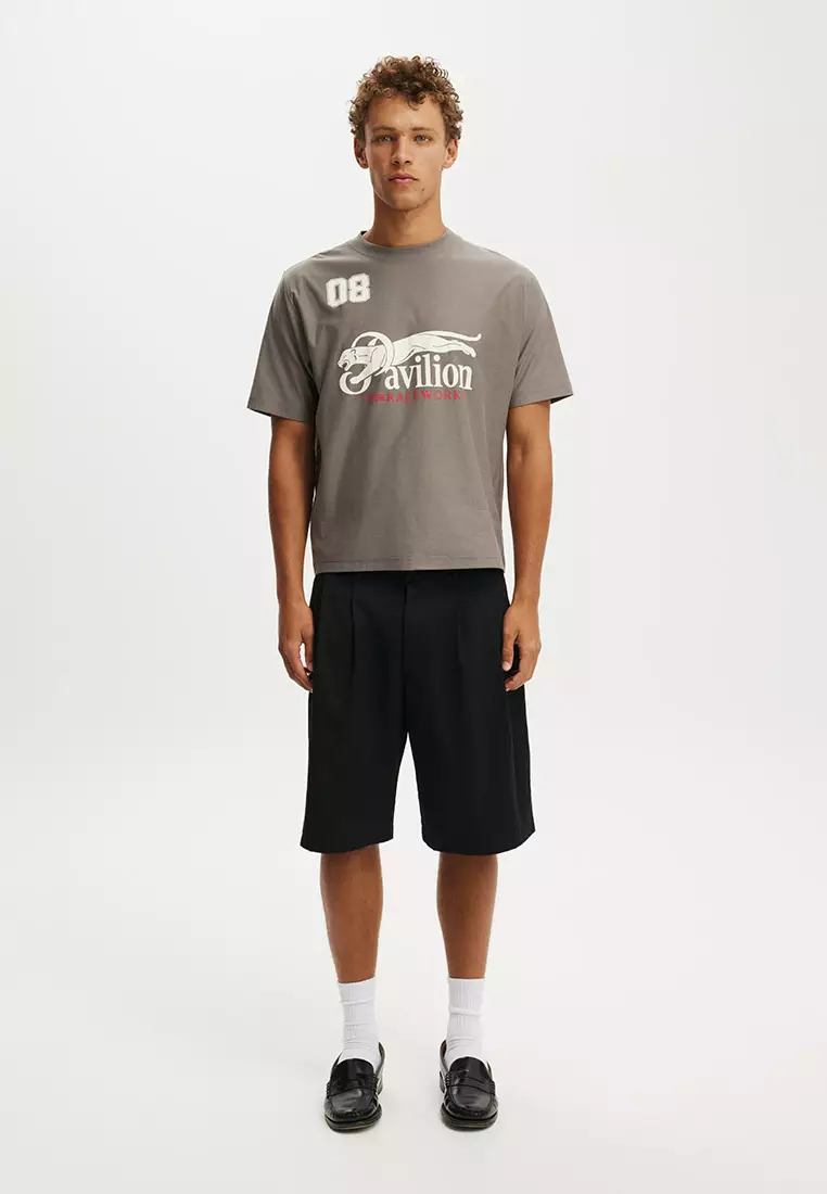 Cropped Fit Graphic T-Shirt