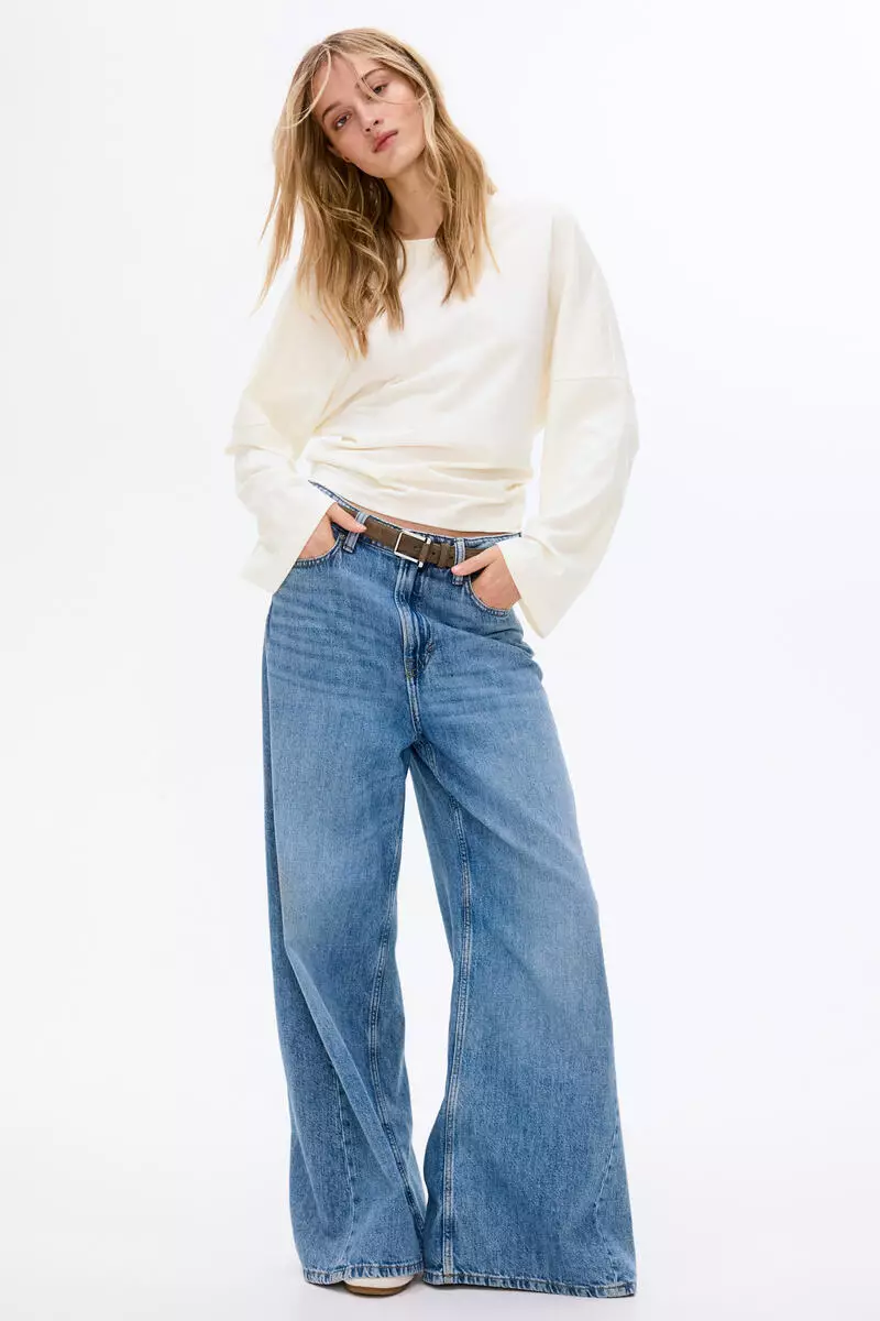 Long-sleeved cotton top