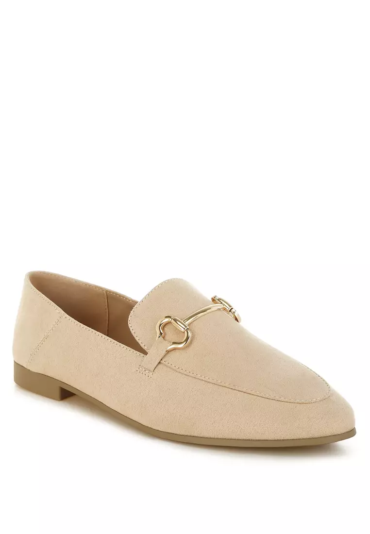Sepatu Loafer Datar Hias Horsebit Warna Beige