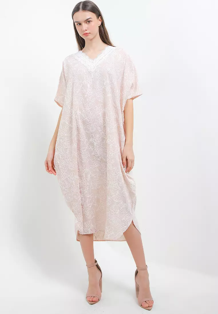 V Neck Crochet Lace Detail Full Embroidery Kaftan