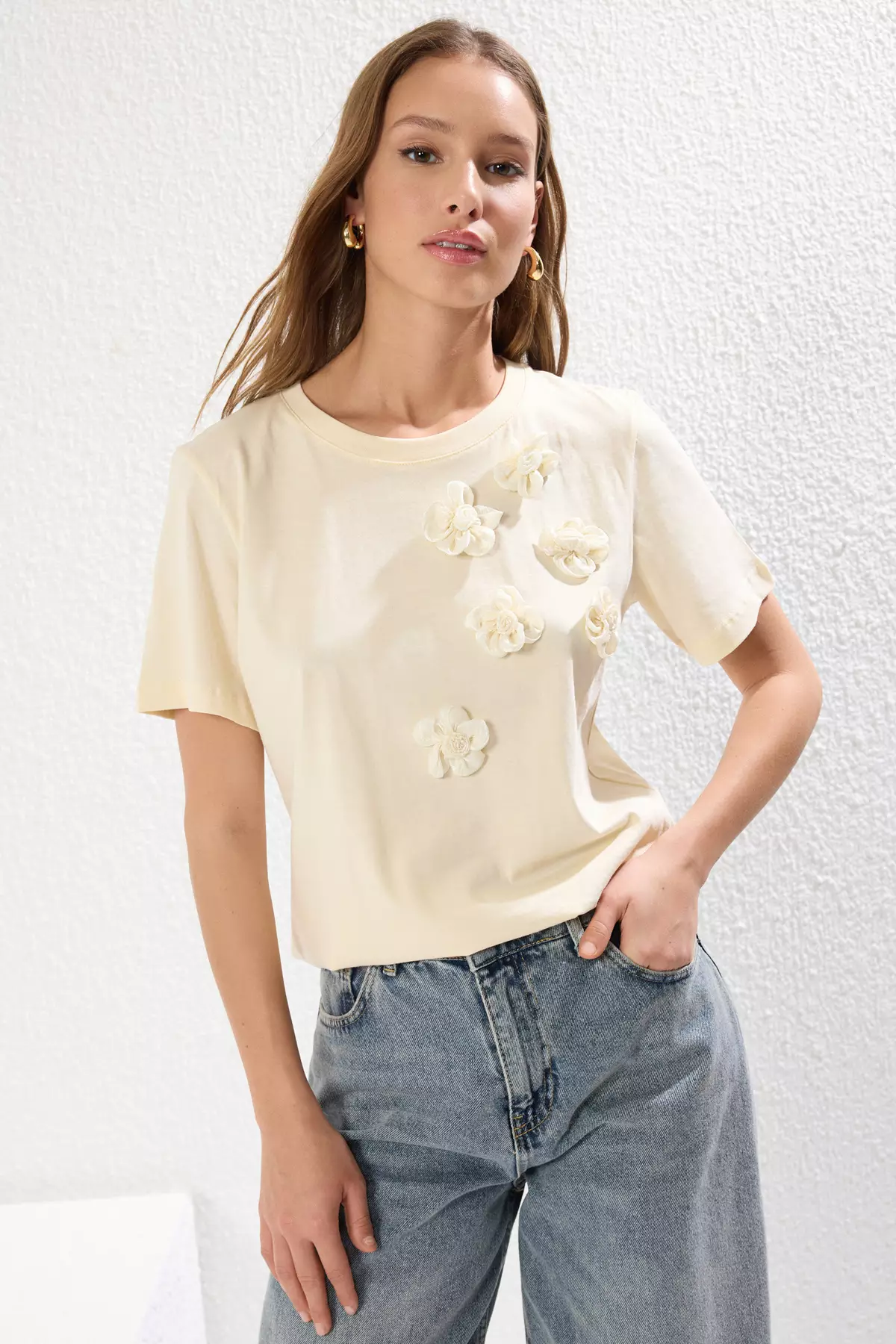Light Stone 100% Cotton Accessory Flower Detailed Regular/Normal Pattern Knitted T-Shirt TWOSS25TS00026