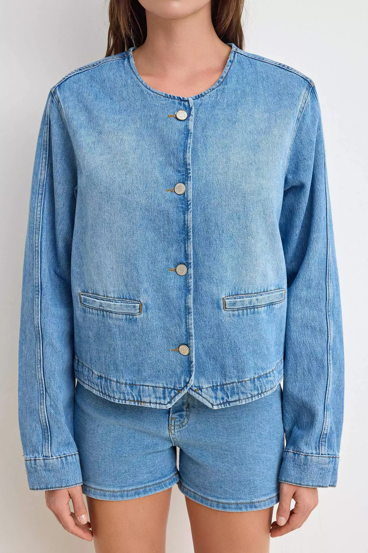 Blue Button Detailed Denim Jacket Twoss26Ce41