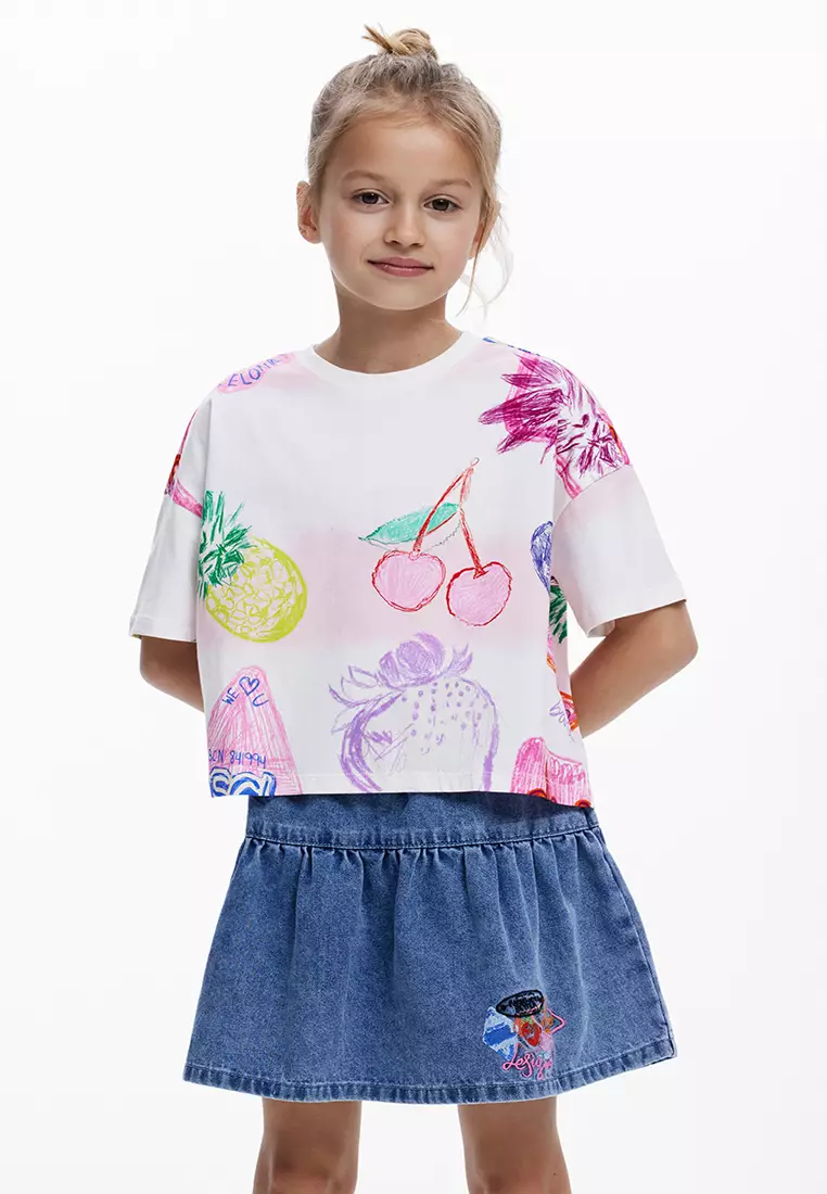 Cropped T-shirt with stamps
